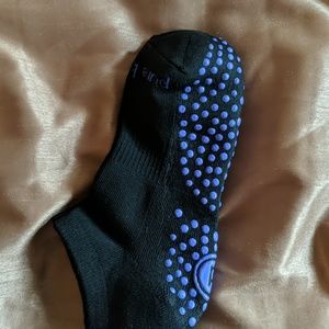 Sticky socks